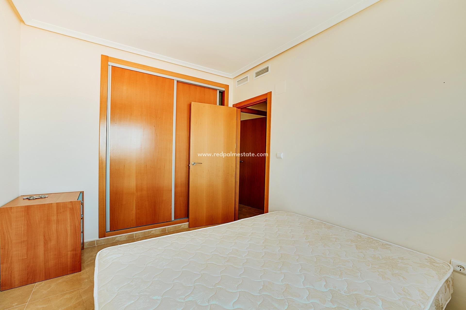 Resale - Town House -
Montesinos - La Herada