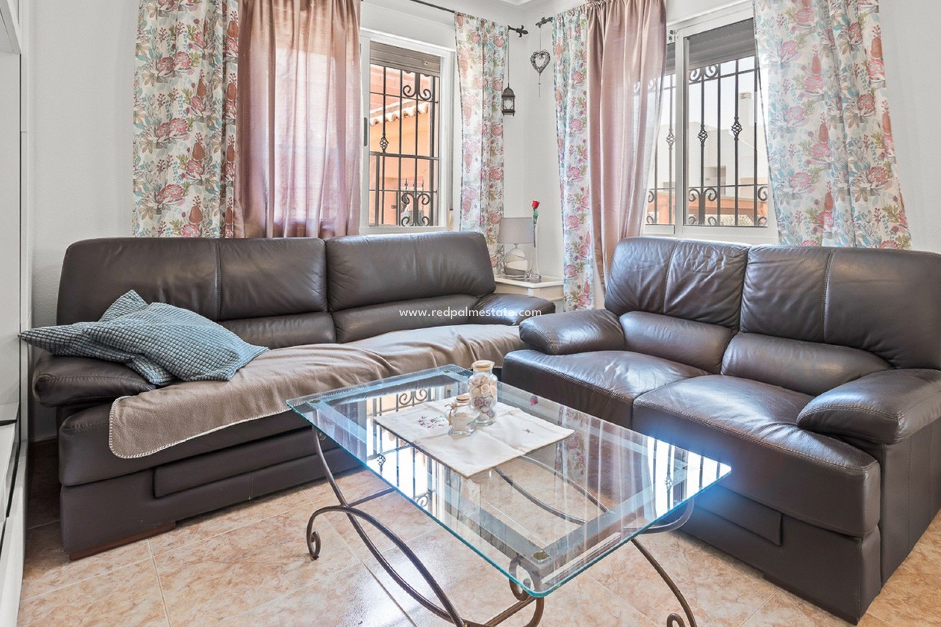 Resale - Town House -
Montesinos - La Herada