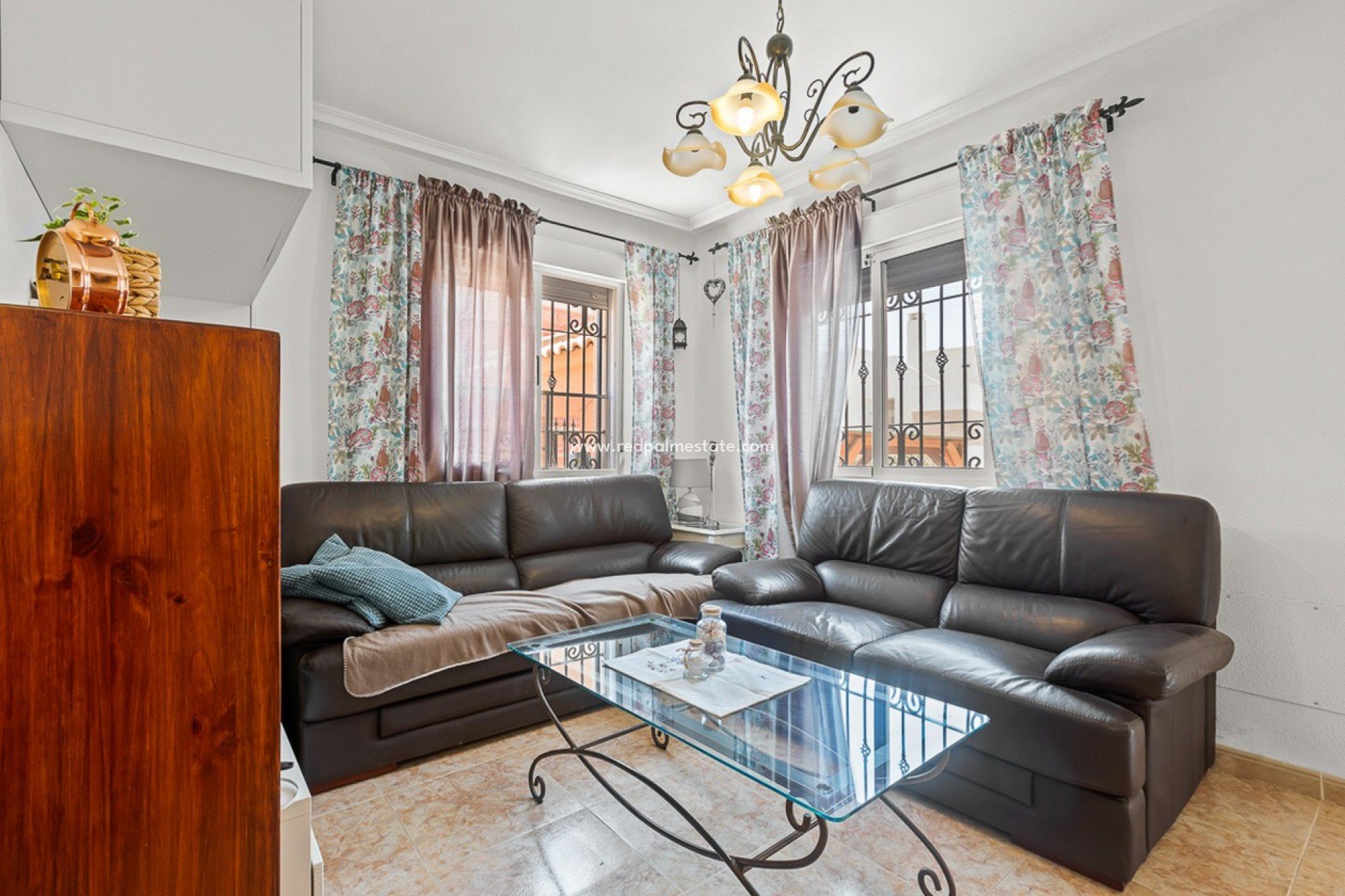 Resale - Town House -
Montesinos - La Herada