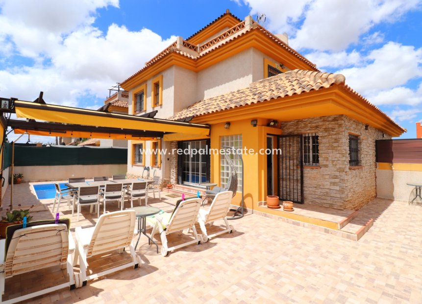 Resale - Town House -
Montesinos - Los Montesinos