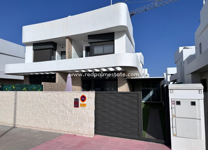 Resale - Town House -
Montesinos - Los Montesinos
