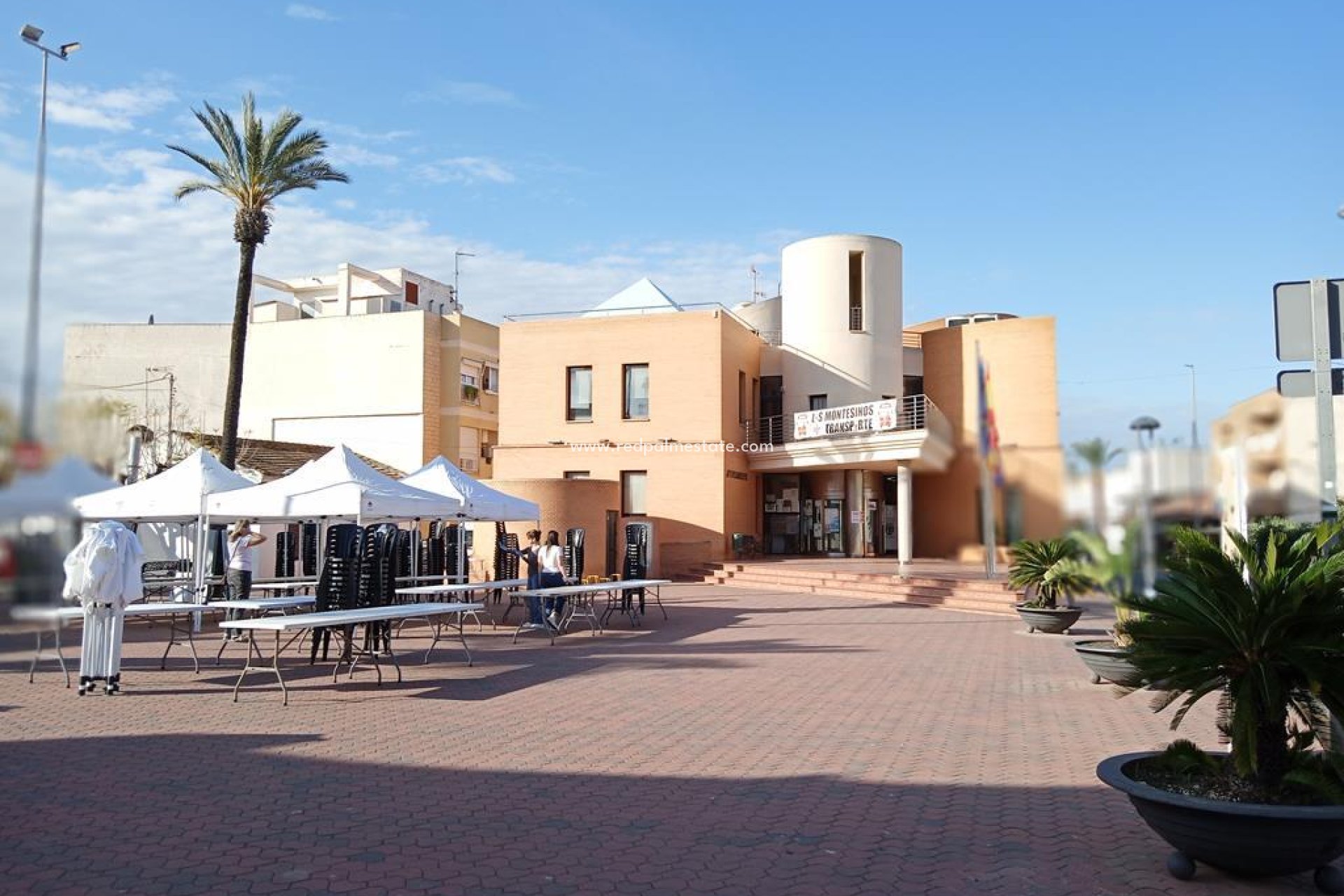 Resale - Town House -
Montesinos - PUEBLO CENTRO