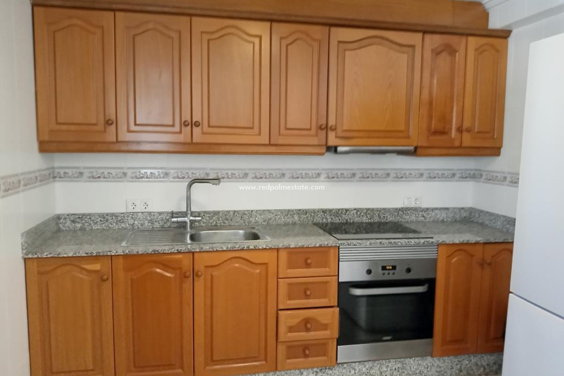 Resale - Town House -
Montesinos - PUEBLO CENTRO