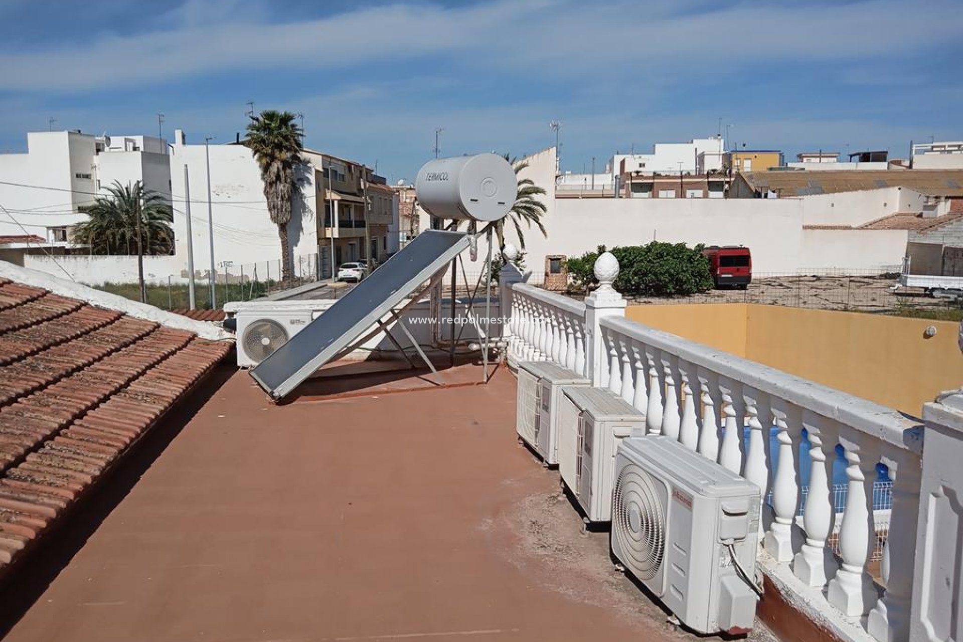 Resale - Town House -
Montesinos - PUEBLO CENTRO