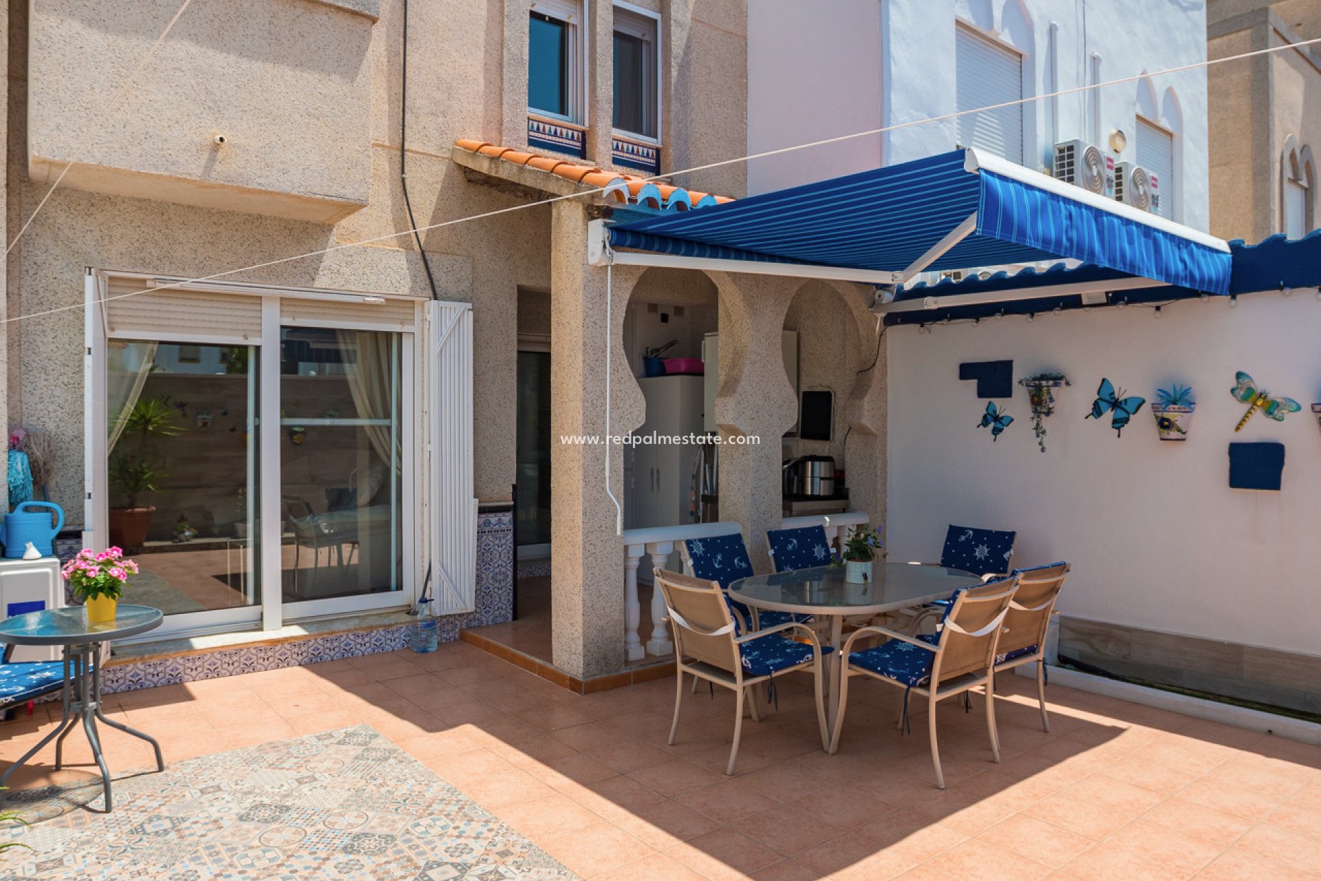 Resale - Town House -
Orihuela Costa - Beachside