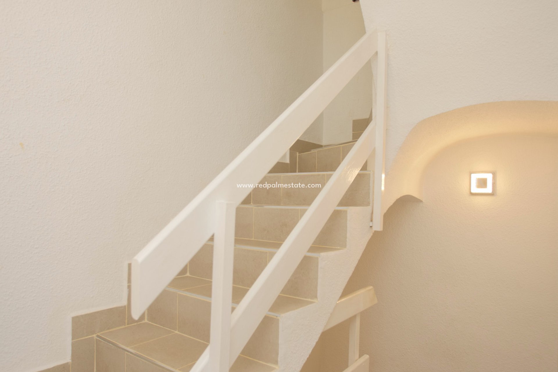 Resale - Town House -
Orihuela Costa - Beachside