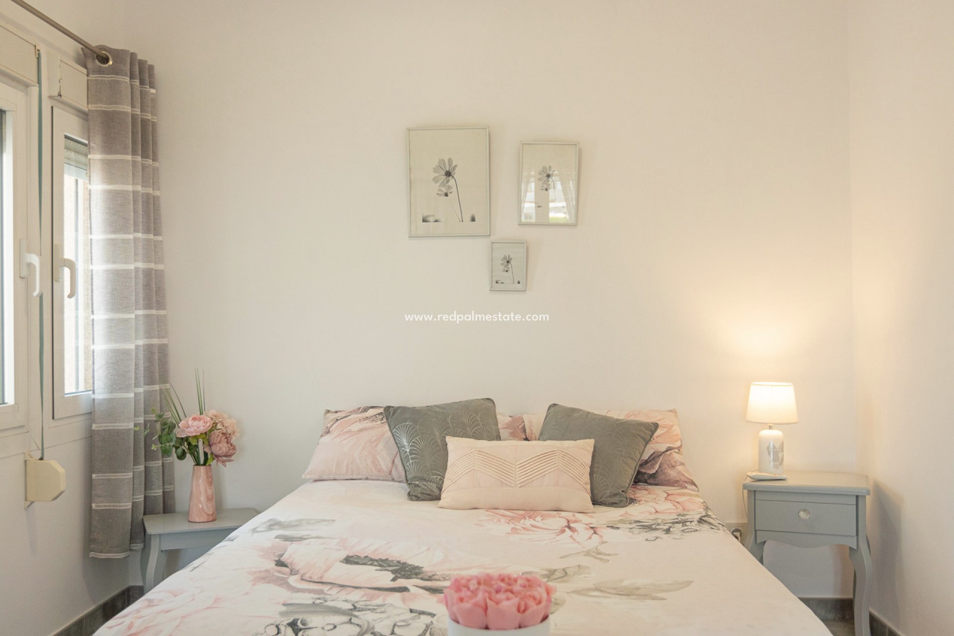 Resale - Town House -
Orihuela Costa - Beachside