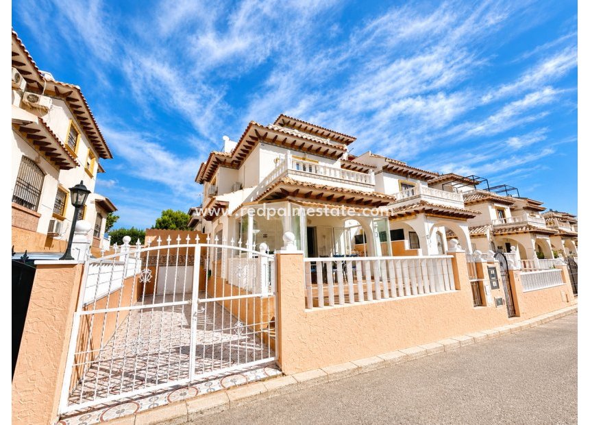 Resale - Town House -
Orihuela Costa - Cabo Roig