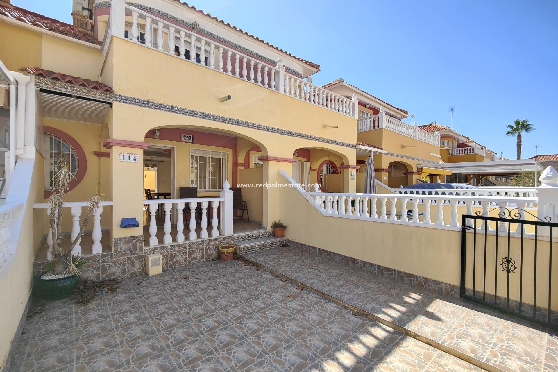 Resale - Town House -
Orihuela Costa - Cabo Roig