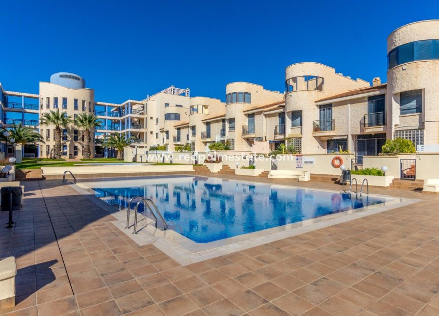 Resale - Town House -
Orihuela Costa - Campoamor