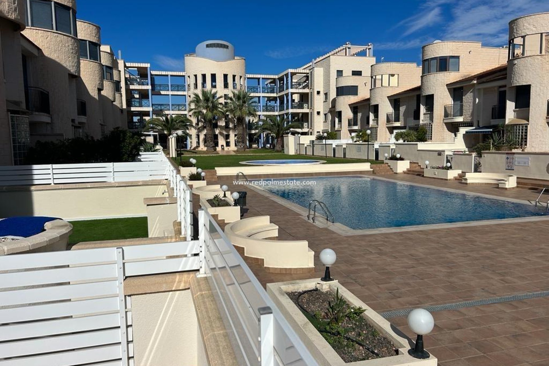 Resale - Town House -
Orihuela Costa - Campoamor