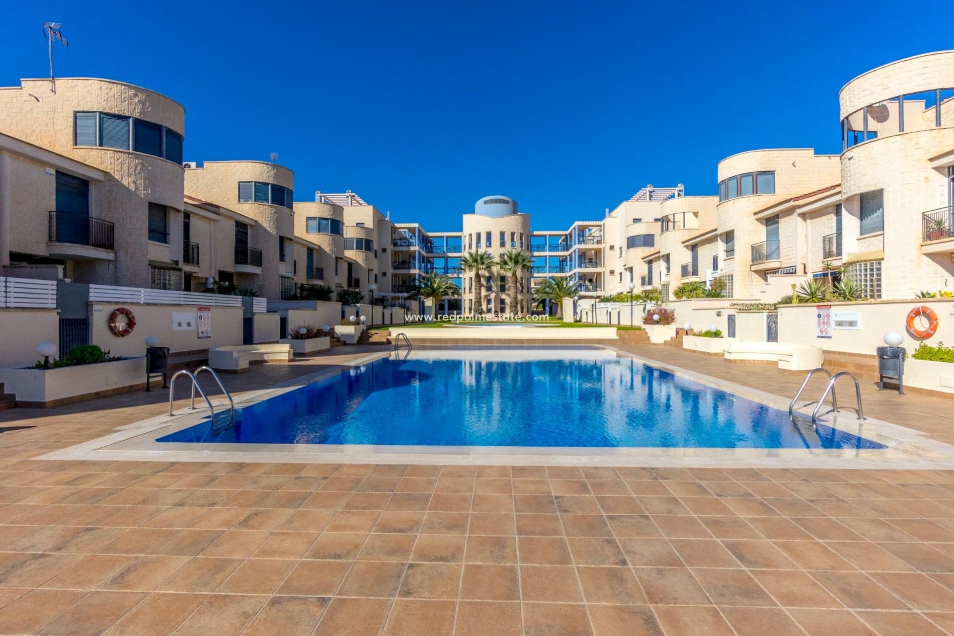 Resale - Town House -
Orihuela Costa - Campoamor