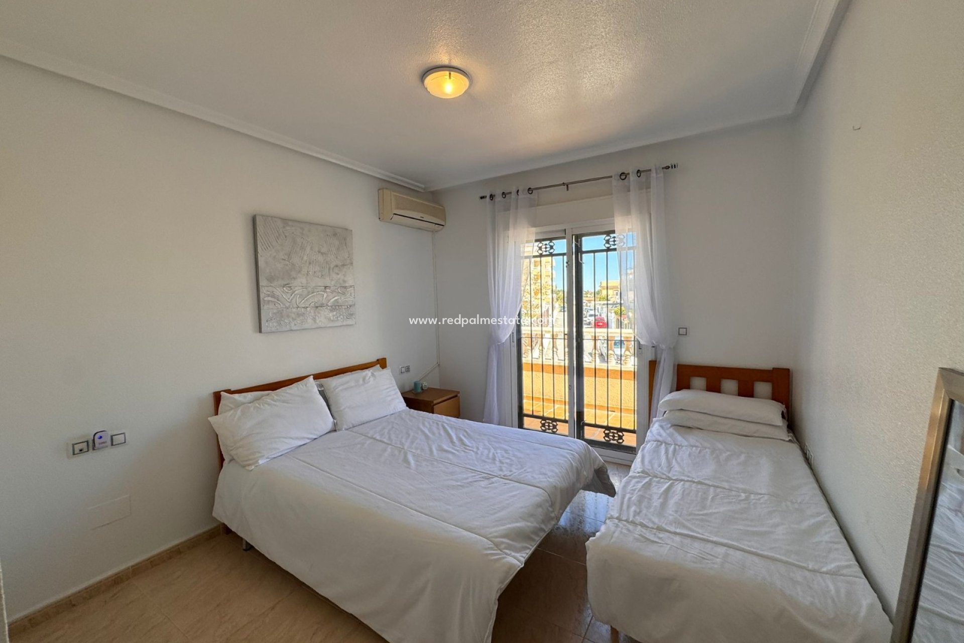 Resale - Town House -
Orihuela Costa - Campoamor