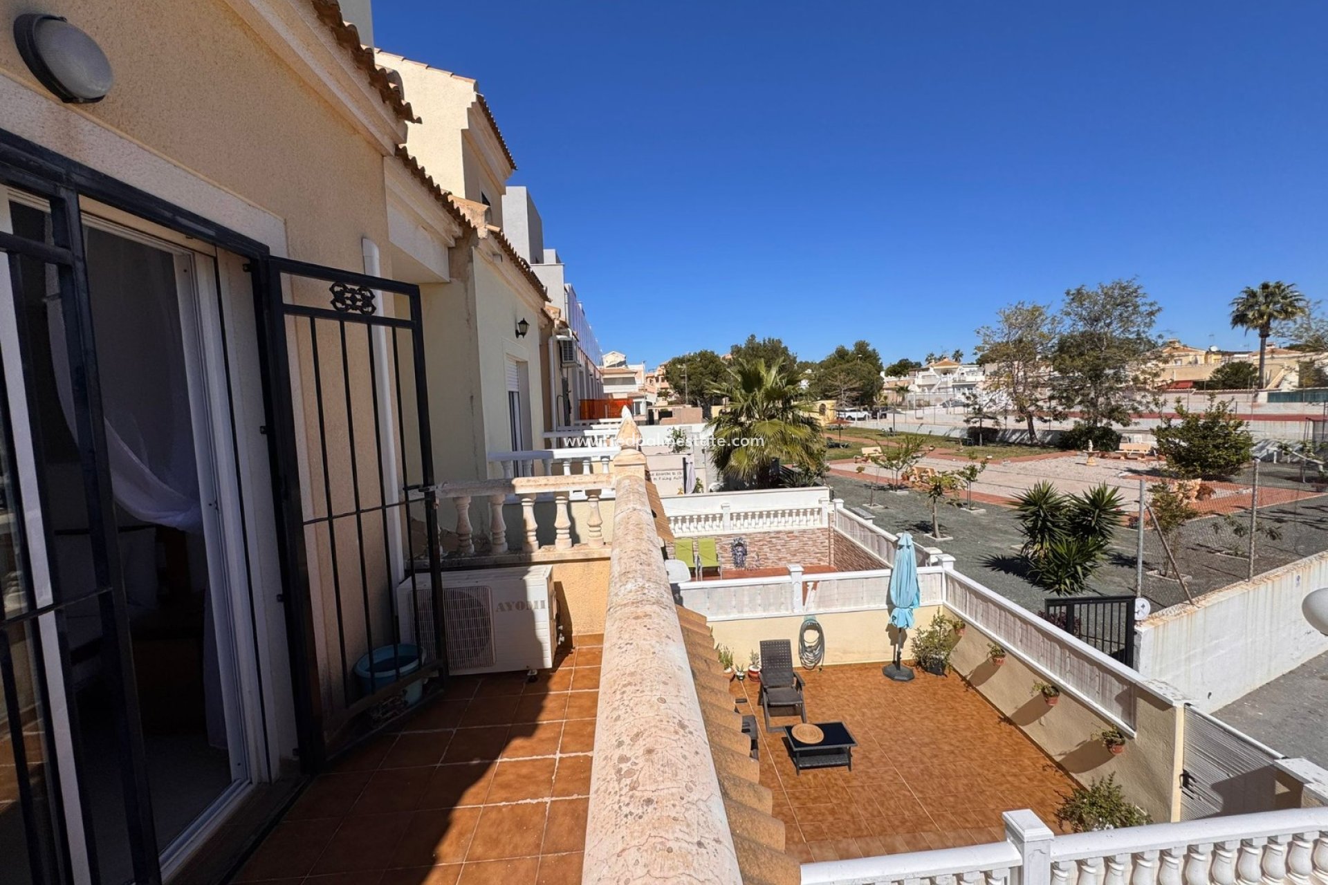 Resale - Town House -
Orihuela Costa - Campoamor