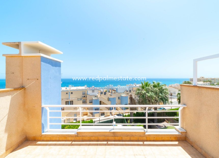 Resale - Town House -
Orihuela Costa - Campoamor
