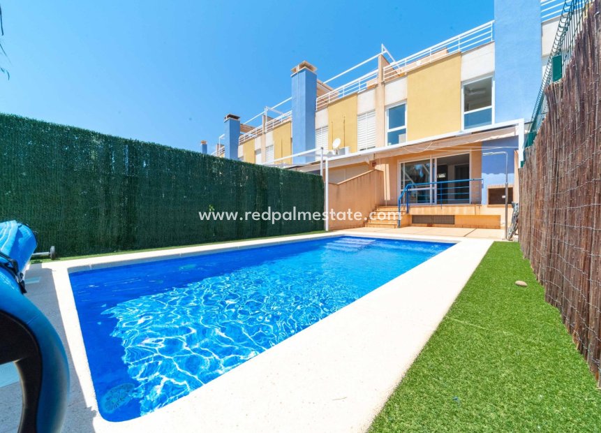 Resale - Town House -
Orihuela Costa - Campoamor