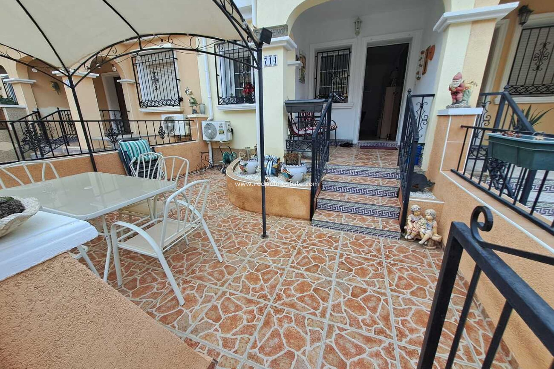 Resale - Town House -
Orihuela Costa - Costa Blanca