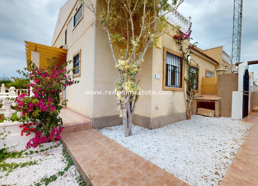 Resale - Town House -
Orihuela Costa - Costa Blanca