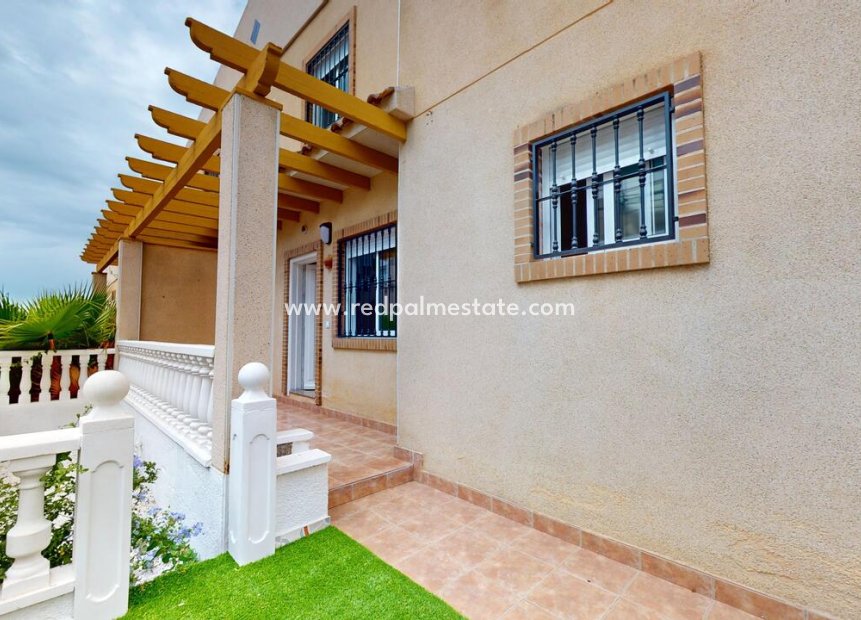 Resale - Town House -
Orihuela Costa - Costa Blanca