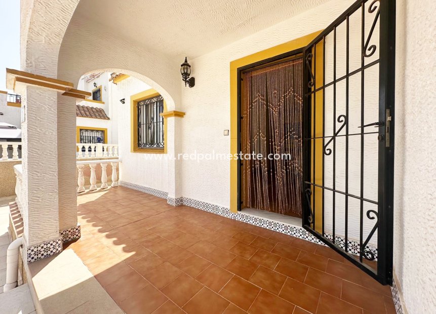 Resale - Town House -
Orihuela Costa - Costa Blanca