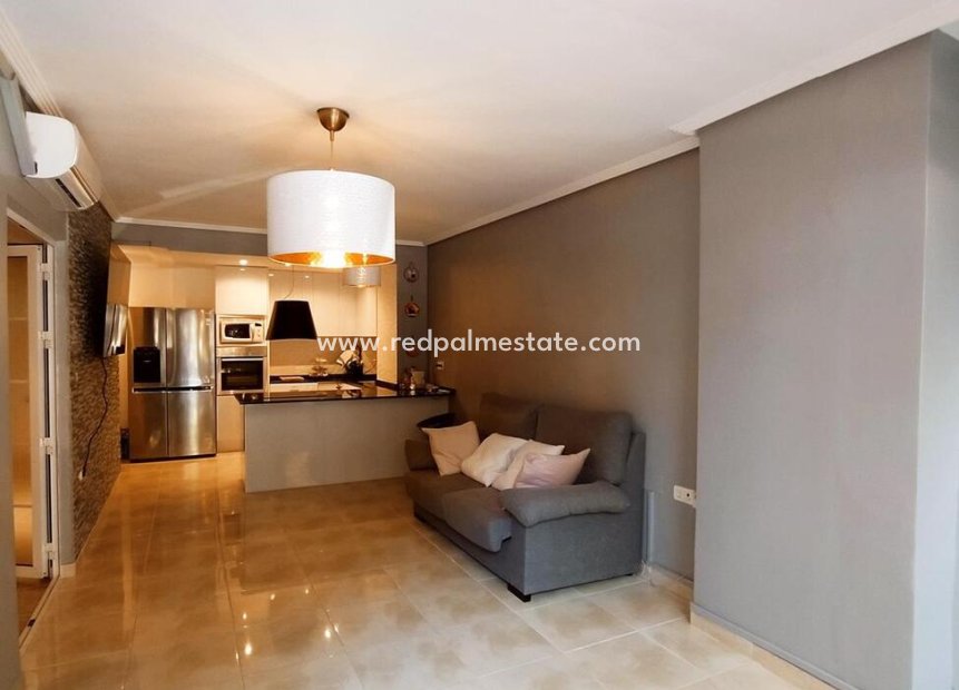 Resale - Town House -
Orihuela Costa - Costa Blanca