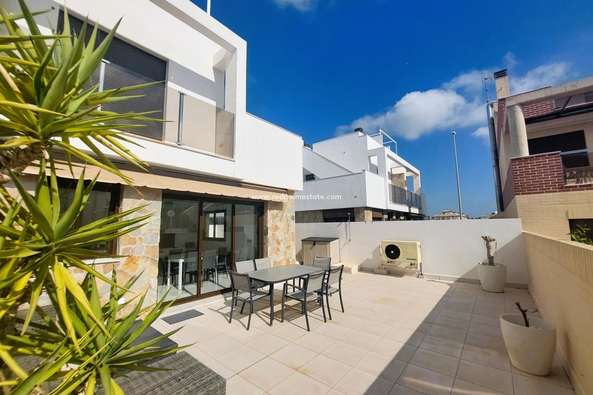 Resale - Town House -
Orihuela Costa - Costa Blanca