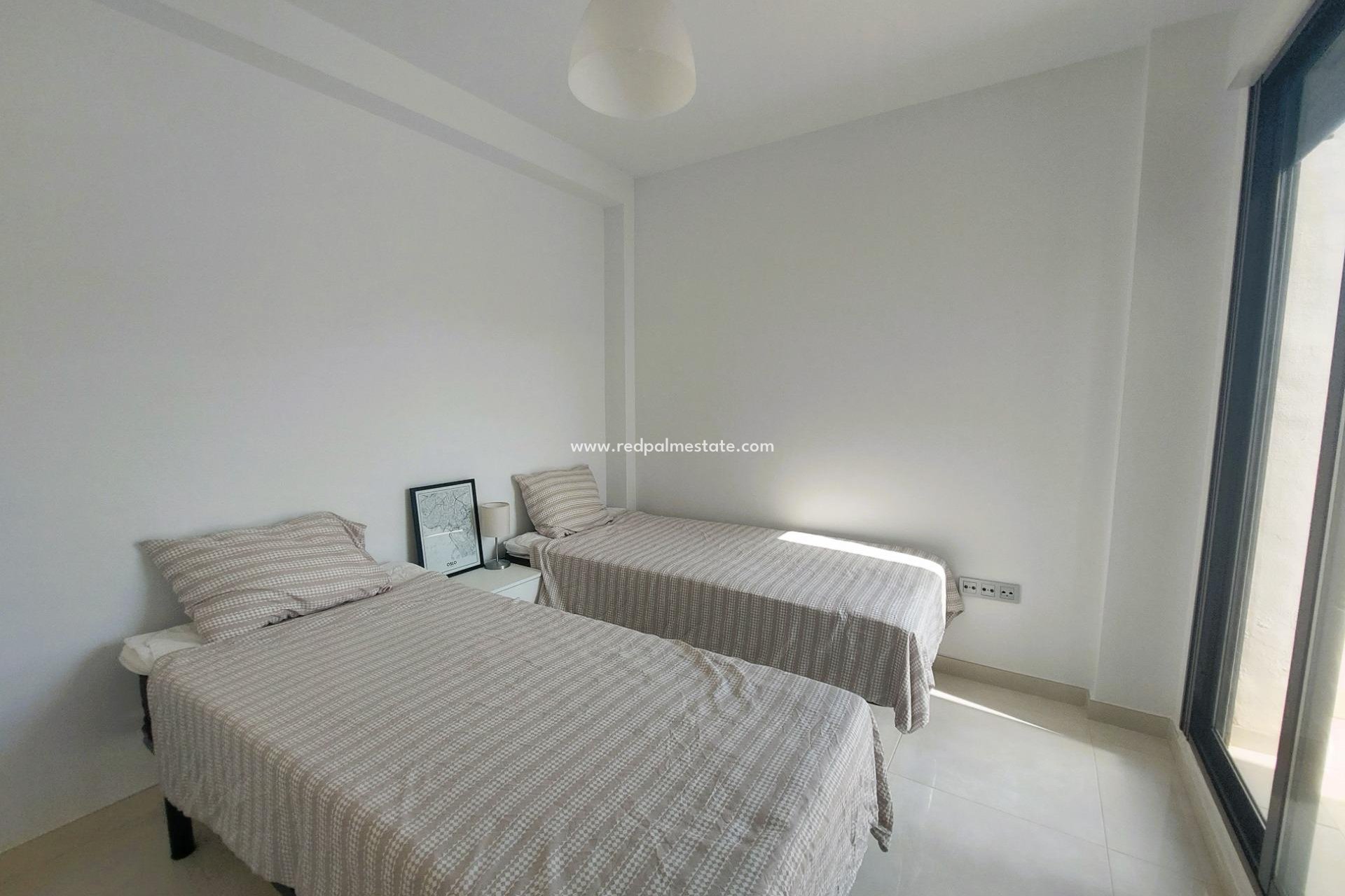 Resale - Town House -
Orihuela Costa - Costa Blanca