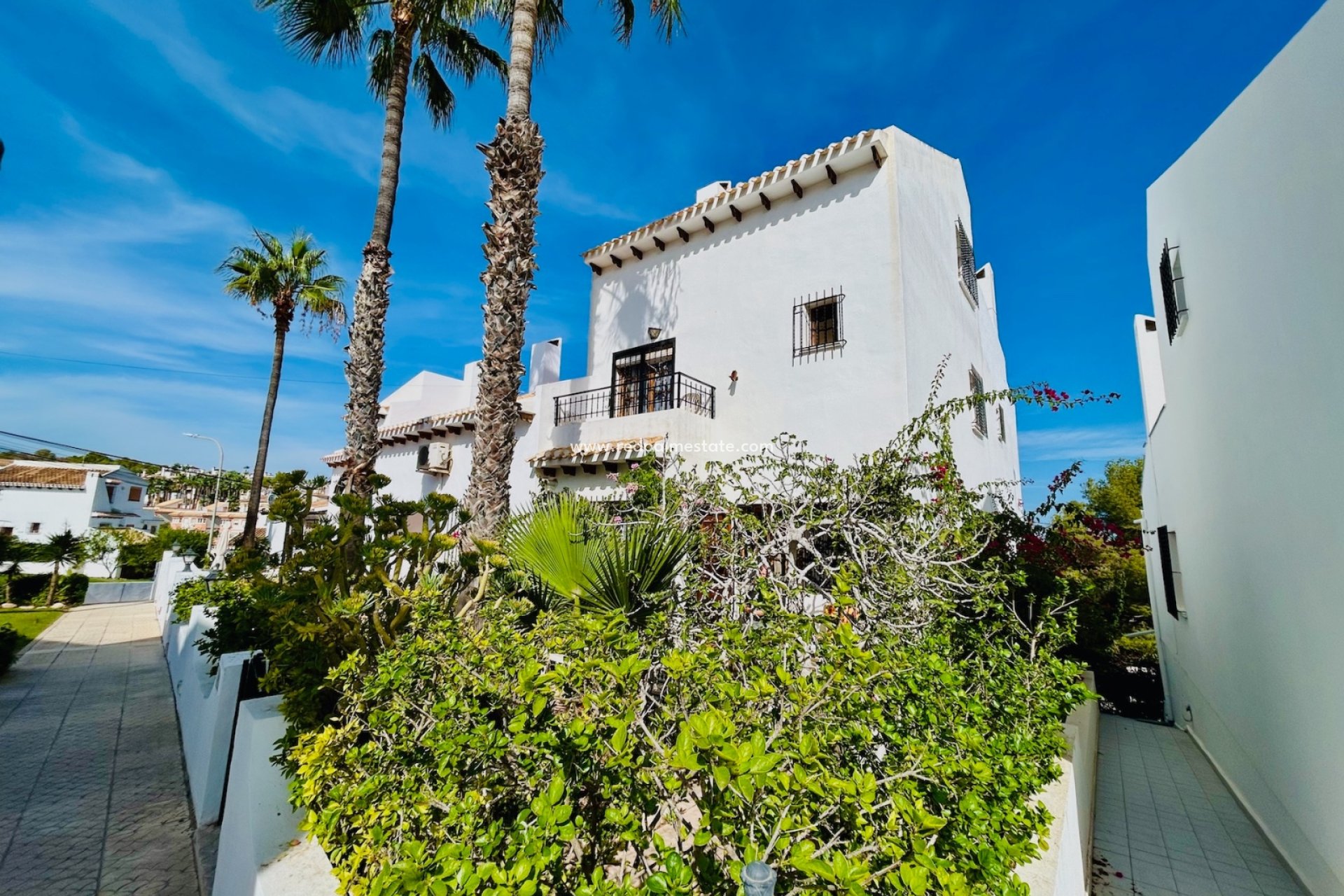 Resale - Town House -
Orihuela Costa - Costa Blanca