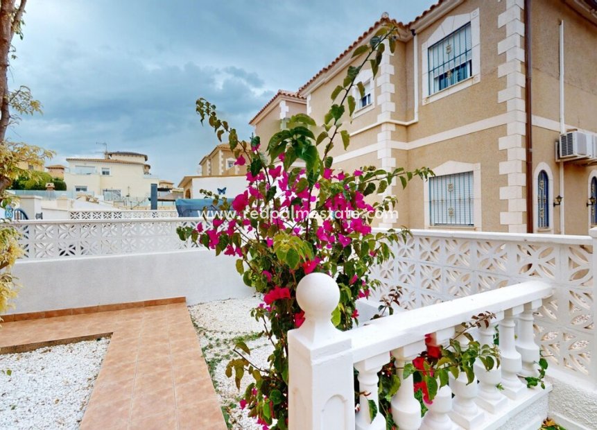 Resale - Town House -
Orihuela Costa - Costa Blanca