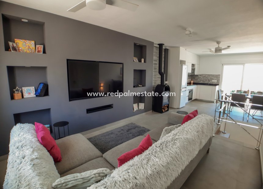 Resale - Town House -
Orihuela Costa - Costa Blanca