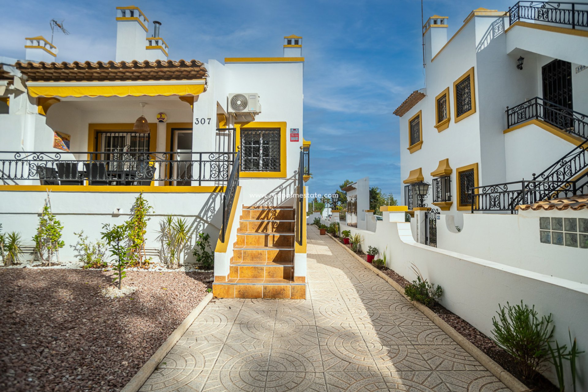 Resale - Town House -
Orihuela Costa - Costa Blanca