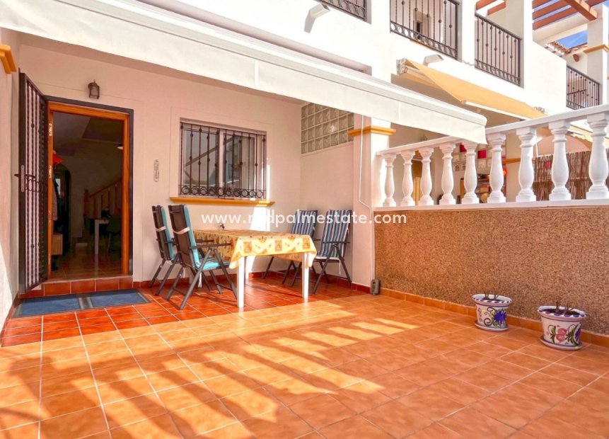 Resale - Town House -
Orihuela Costa - Costa Blanca