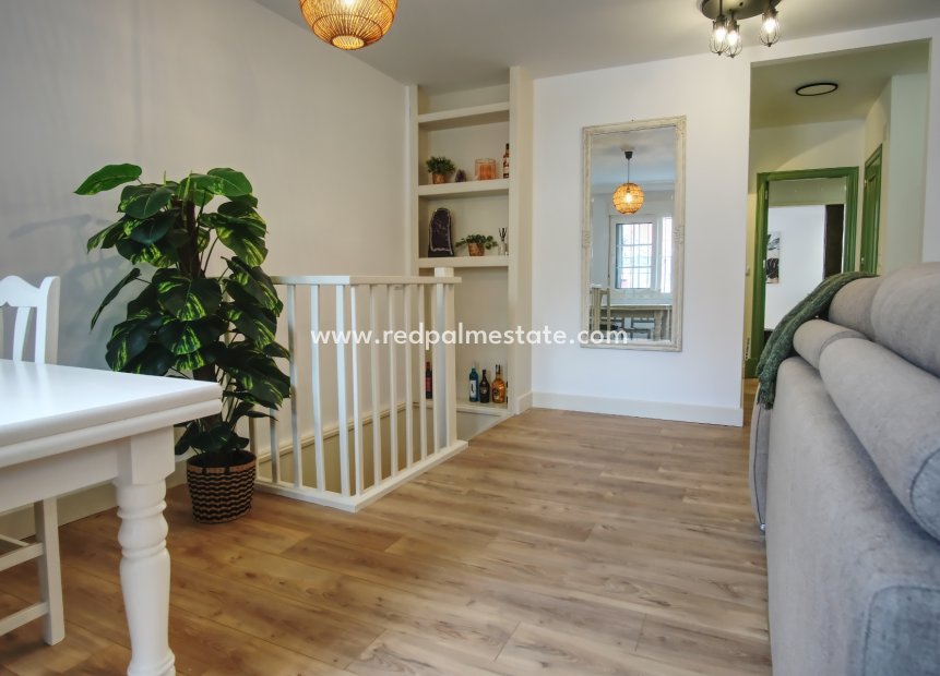 Resale - Town House -
Orihuela Costa - Costa Blanca