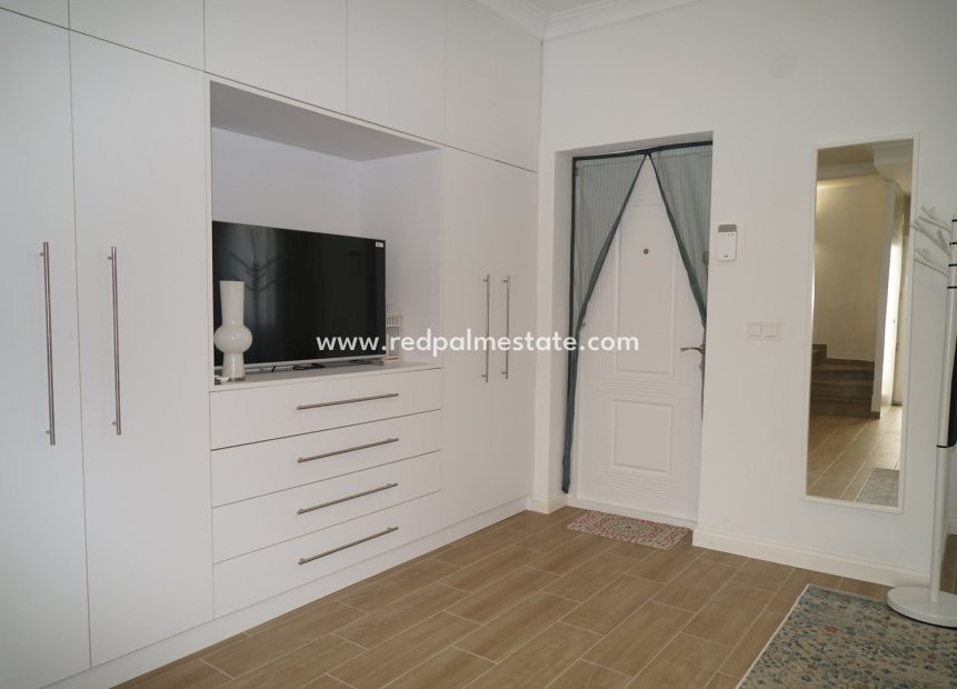 Resale - Town House -
Orihuela Costa - Costa Blanca
