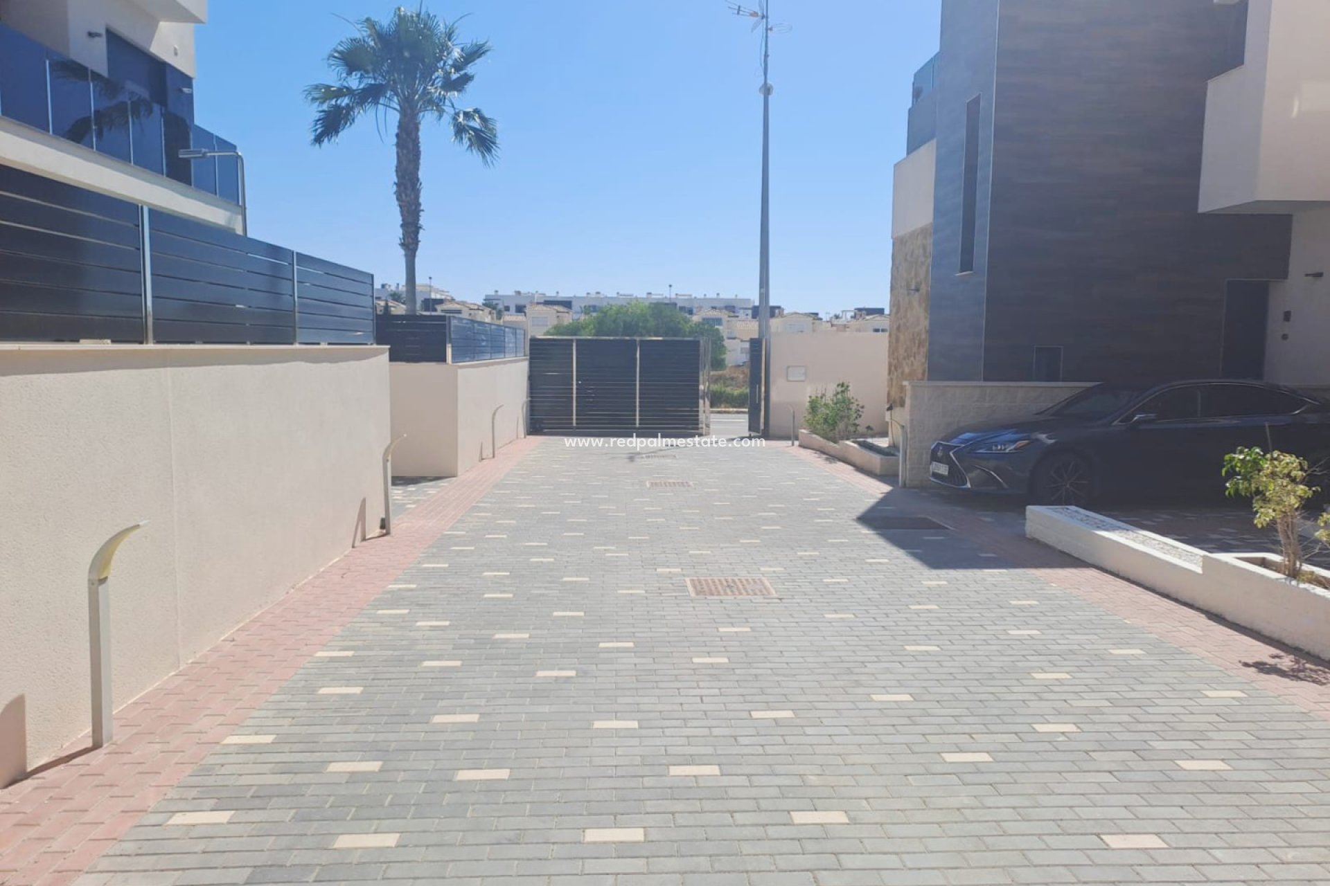 Resale - Town House -
Orihuela Costa - Costa Blanca