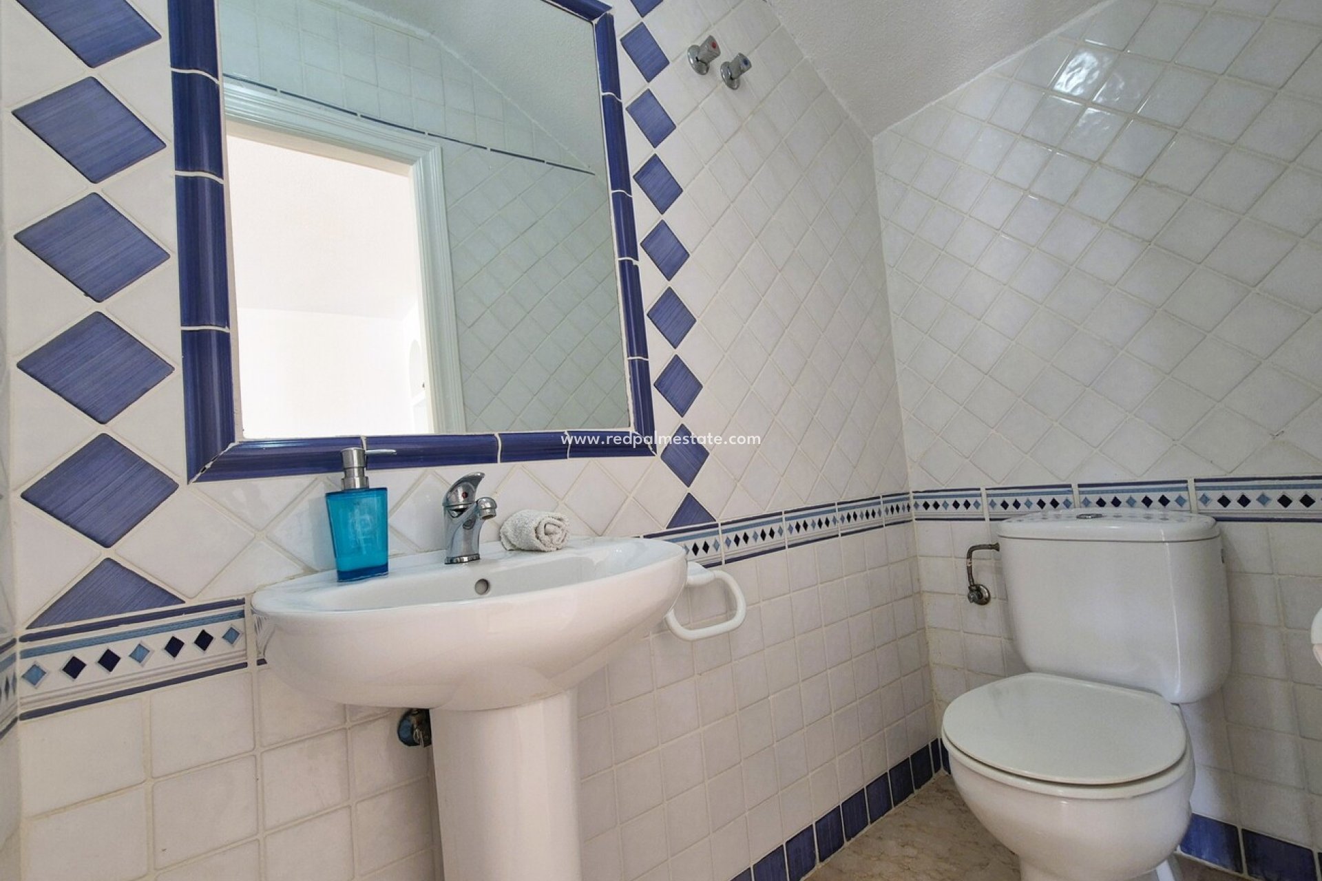 Resale - Town House -
Orihuela Costa - Inland