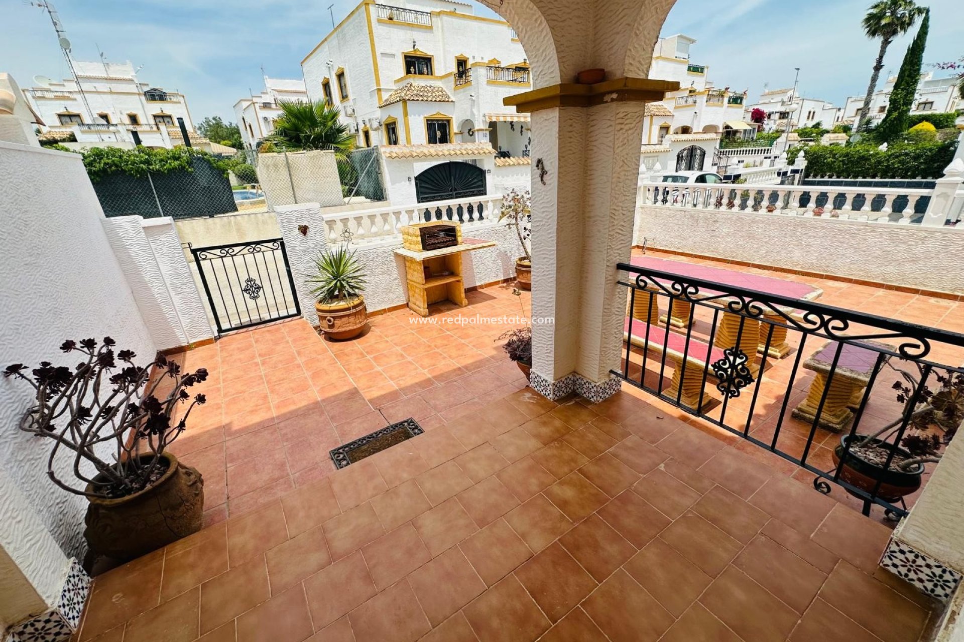 Resale - Town House -
Orihuela Costa - Inland