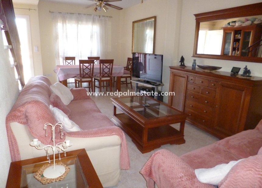 Resale - Town House -
Orihuela Costa - Inland