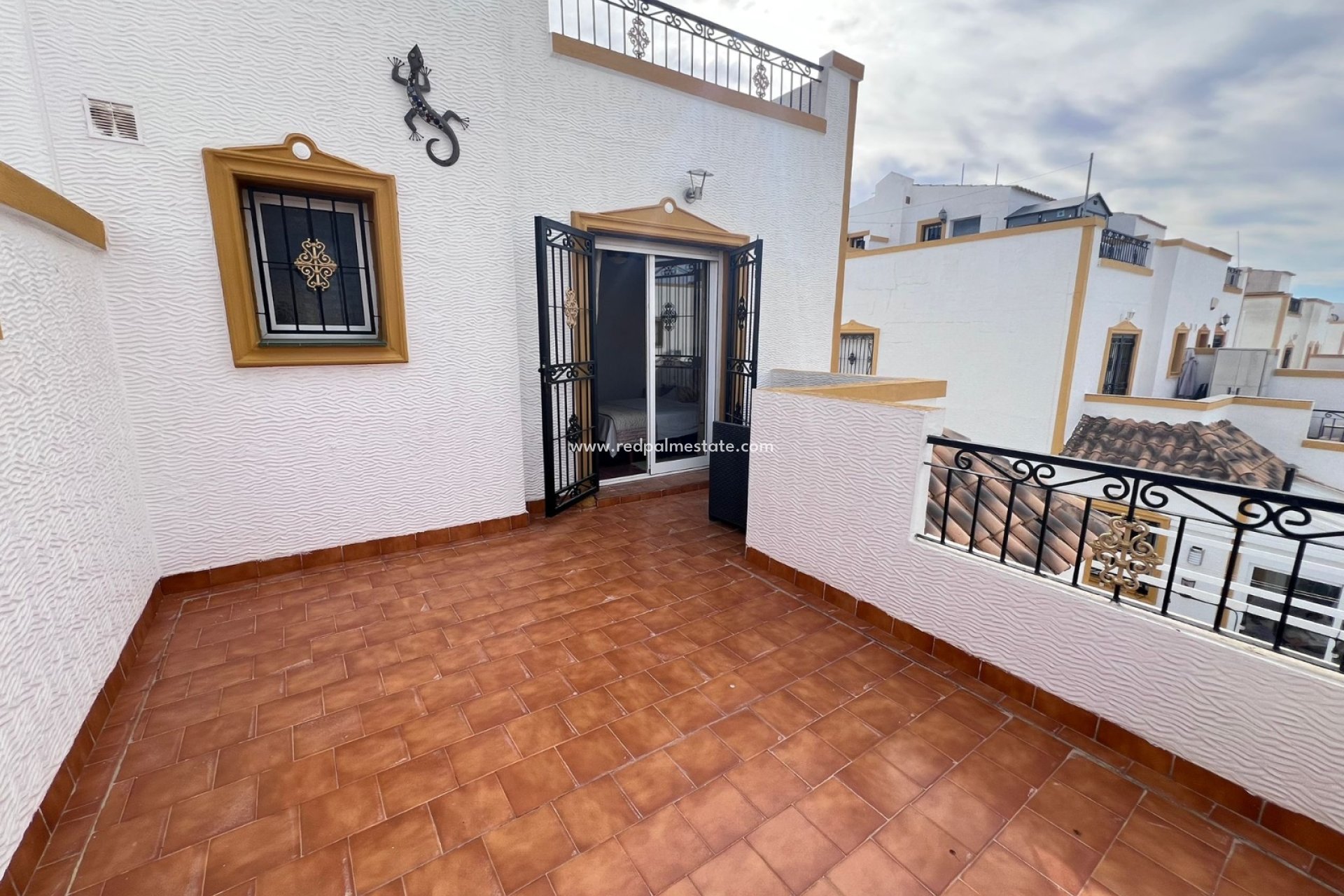 Resale - Town House -
Orihuela Costa - Inland