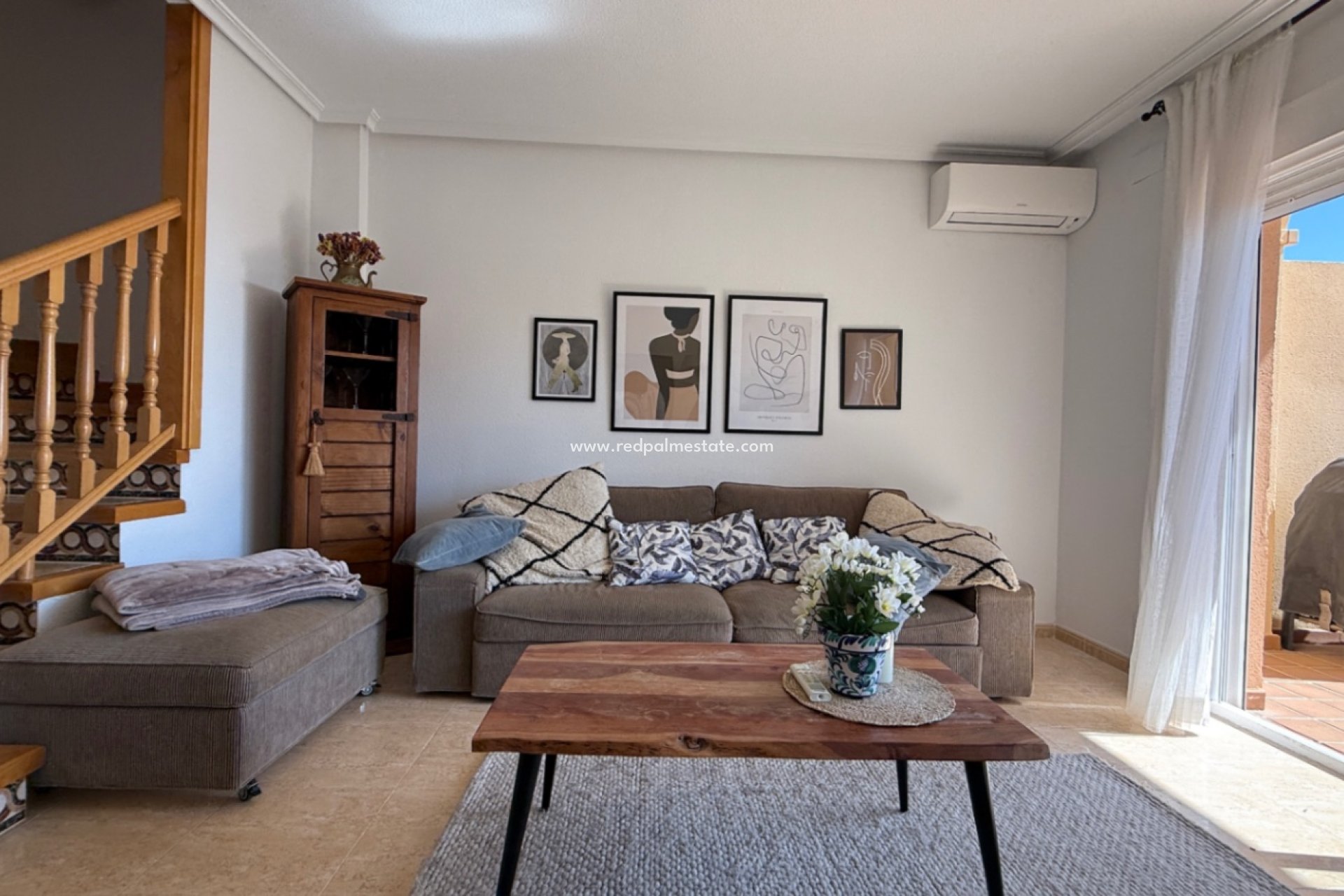 Resale - Town House -
Orihuela Costa - Inland