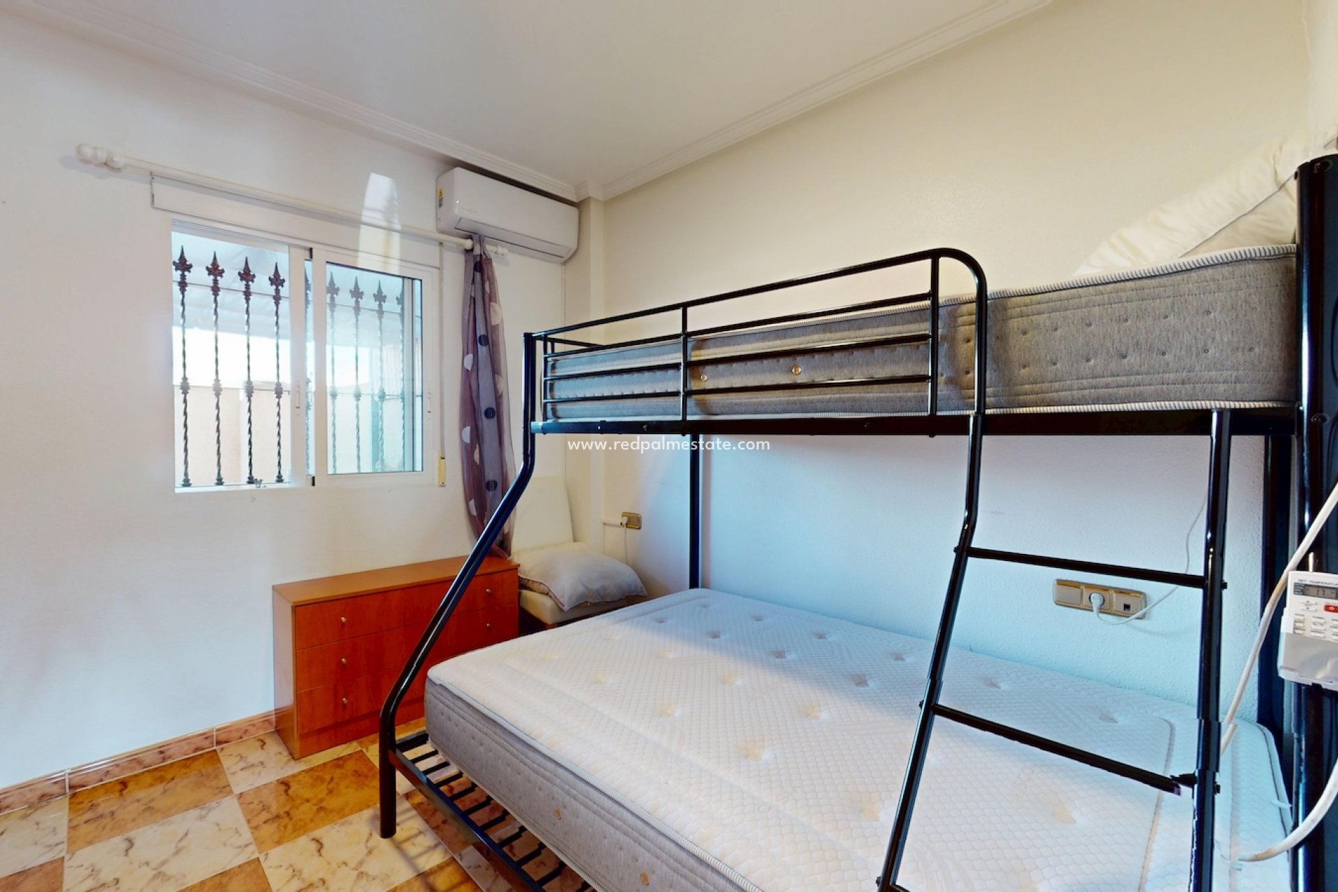 Resale - Town House -
Orihuela Costa - Inland