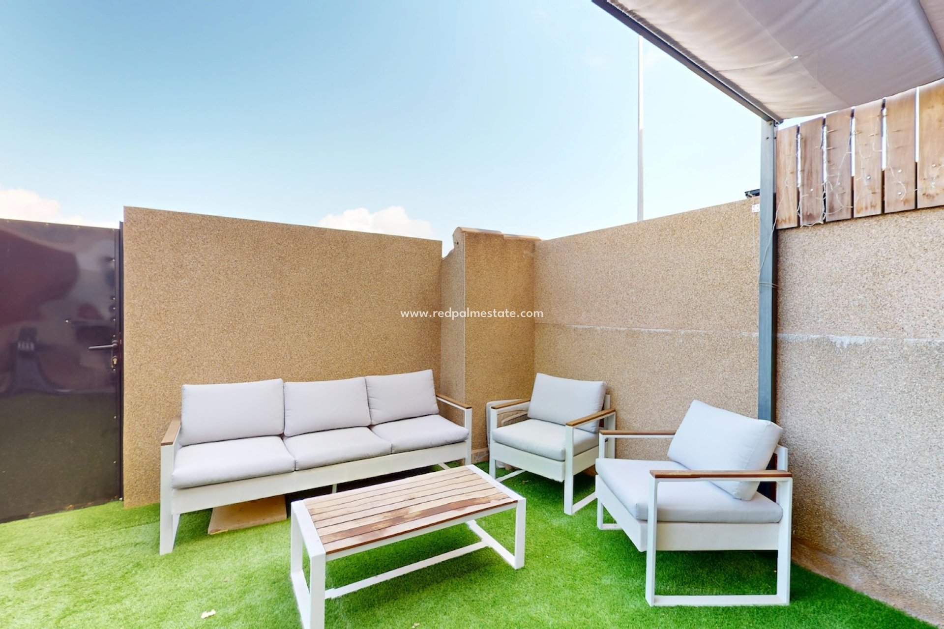 Resale - Town House -
Orihuela Costa - Inland