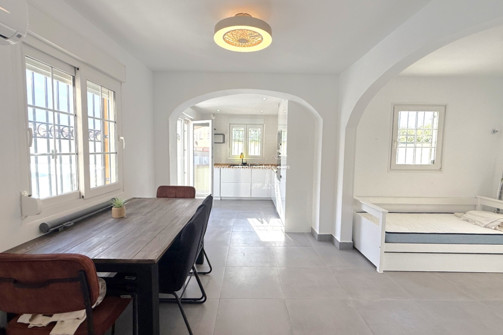 Resale - Town House -
Orihuela Costa - Inland