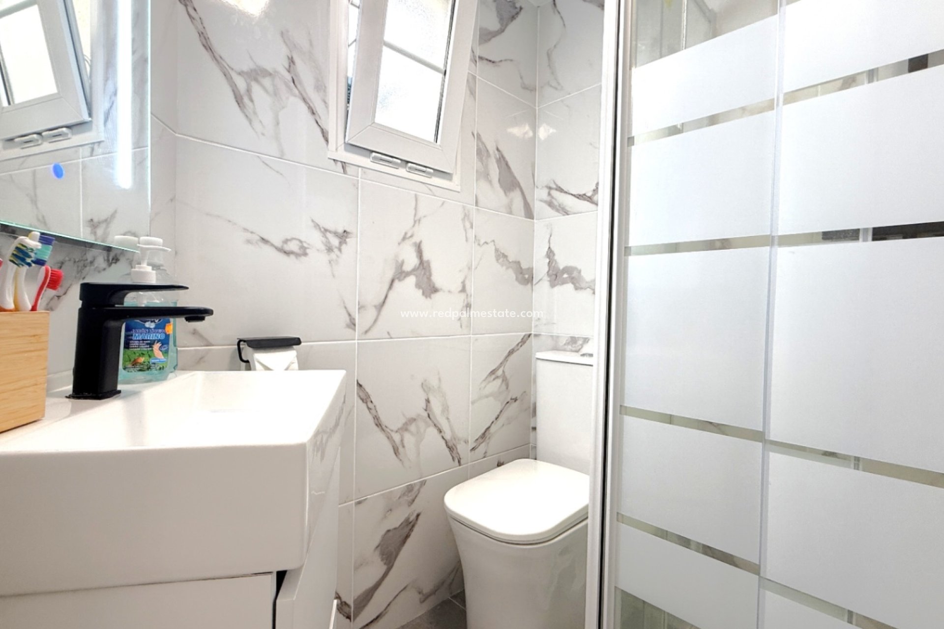 Resale - Town House -
Orihuela Costa - Inland