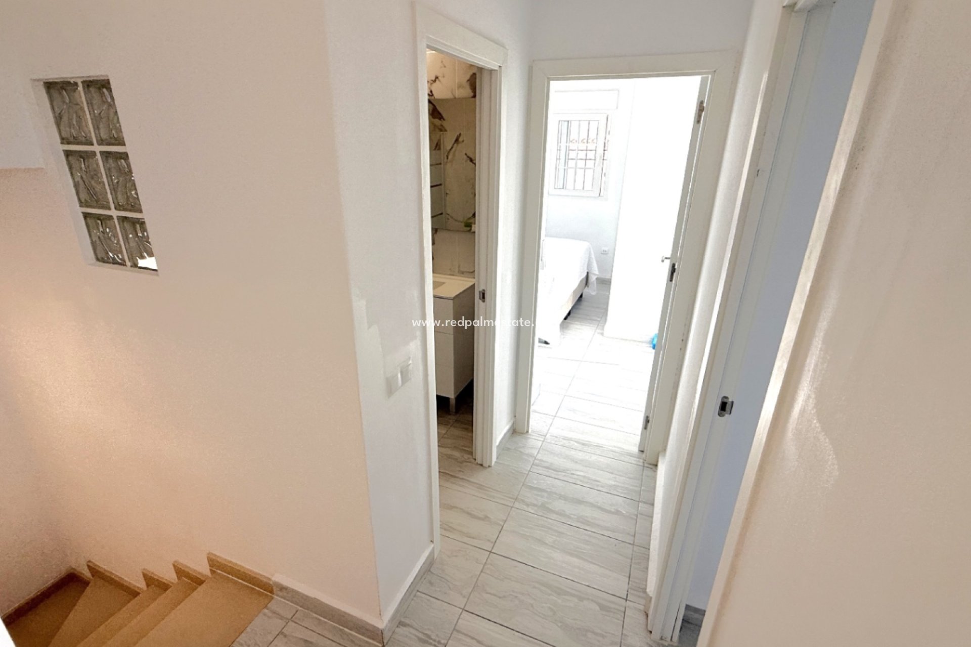 Resale - Town House -
Orihuela Costa - Inland