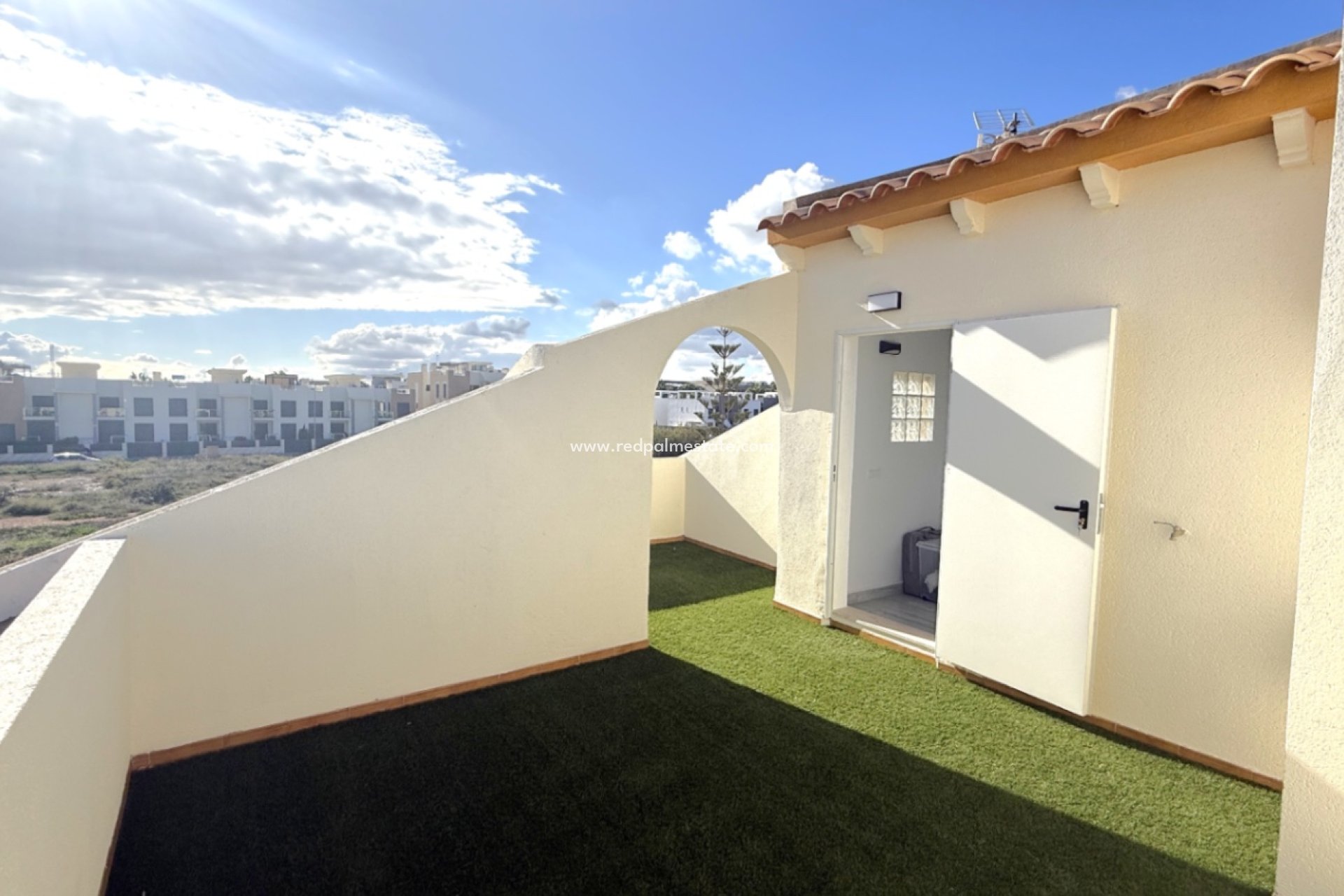 Resale - Town House -
Orihuela Costa - Inland