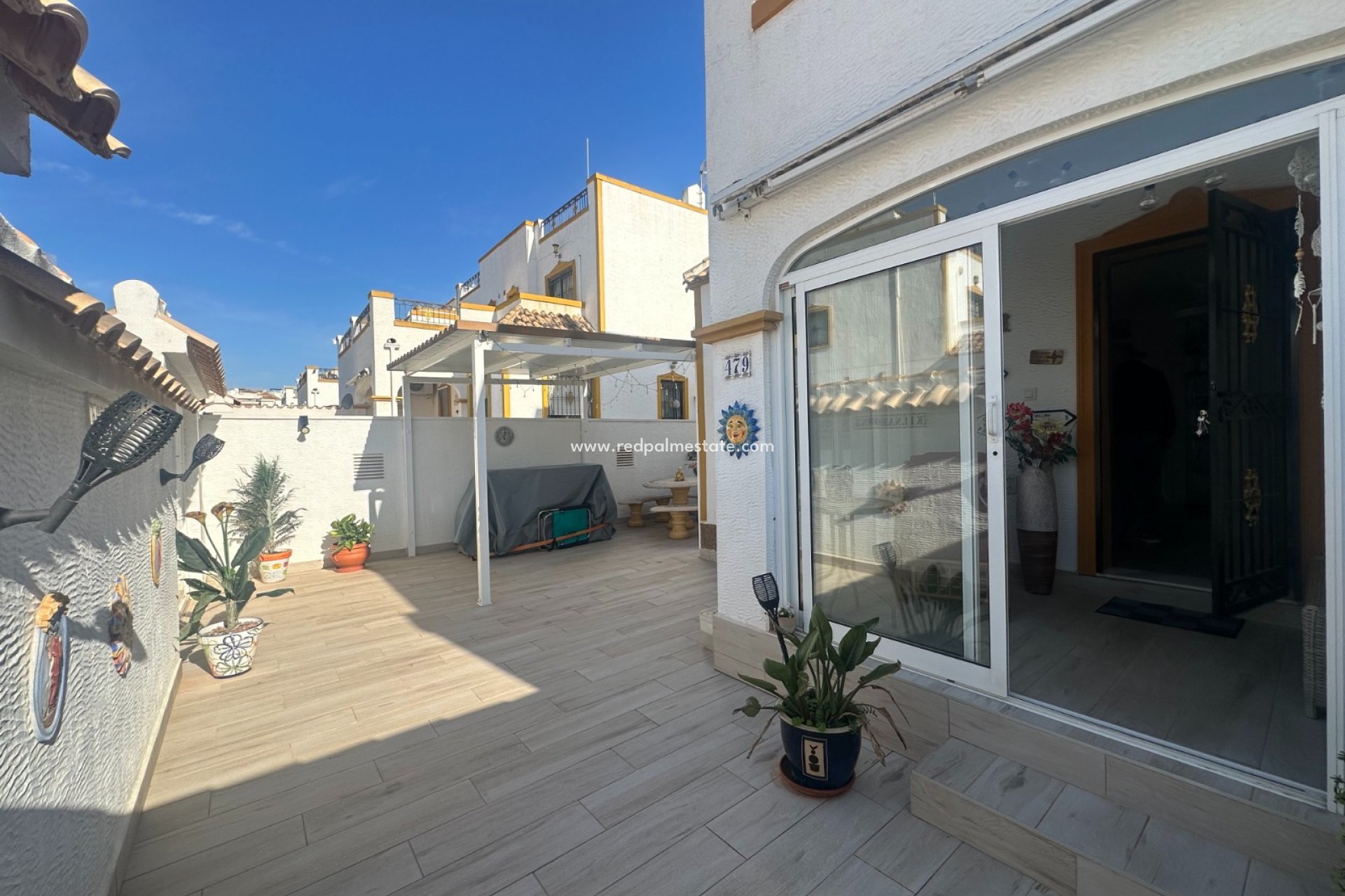 Resale - Town House -
Orihuela Costa - Inland