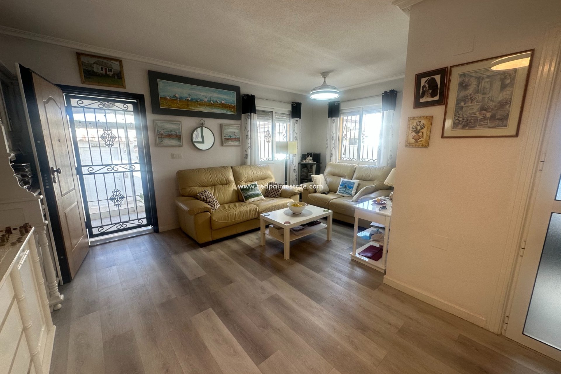 Resale - Town House -
Orihuela Costa - Inland