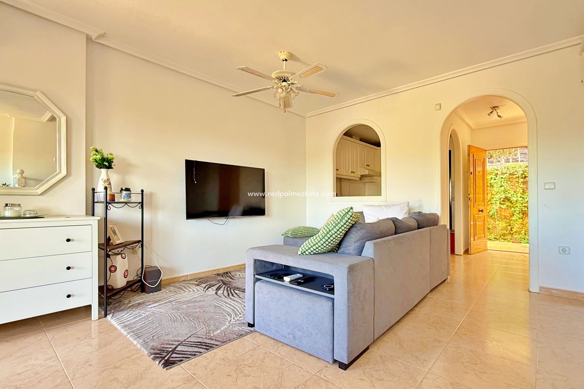 Resale - Town House -
Orihuela Costa - Inland