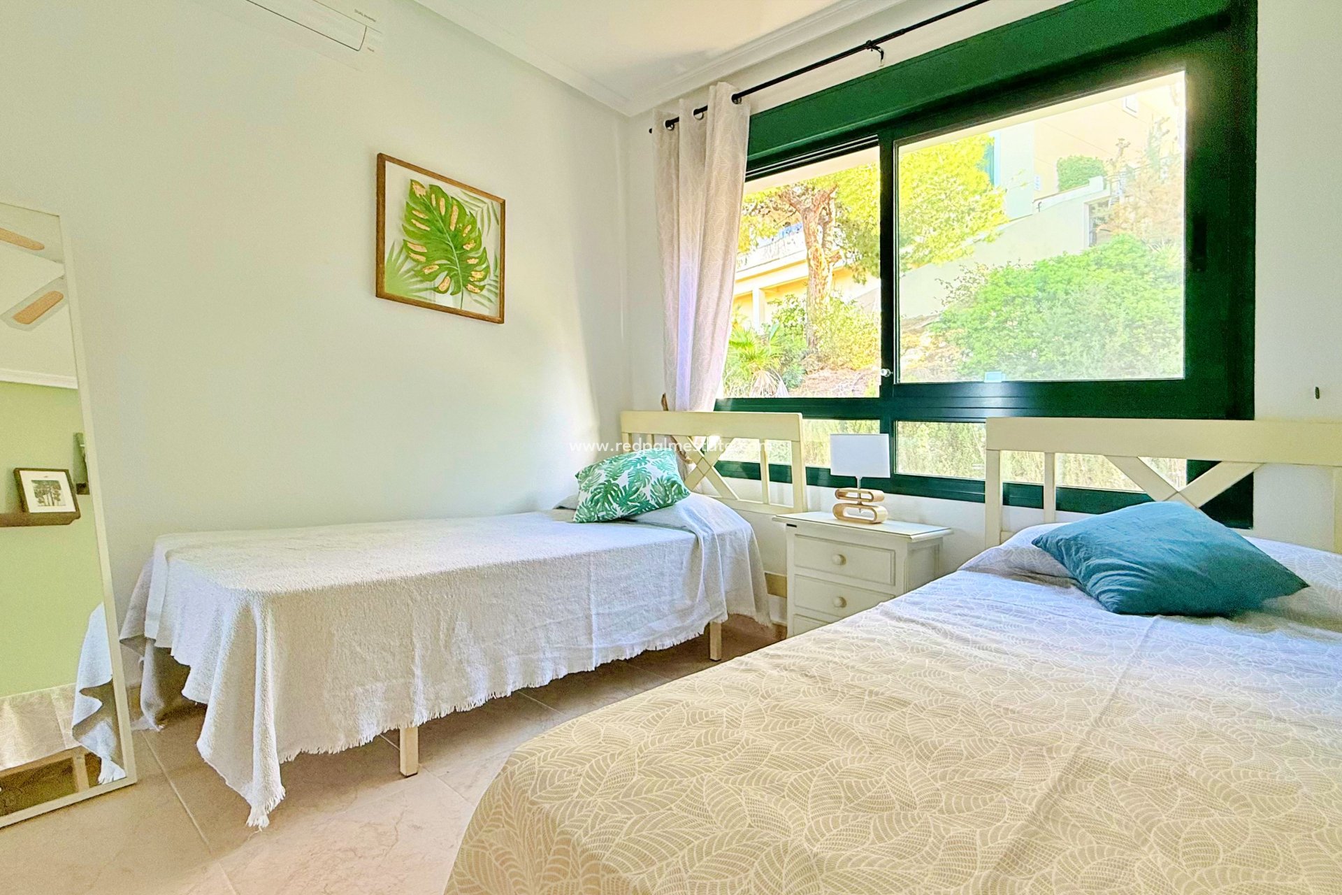 Resale - Town House -
Orihuela Costa - Inland